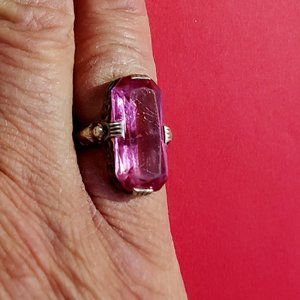 Vintage Victorian Pink Saffire ring